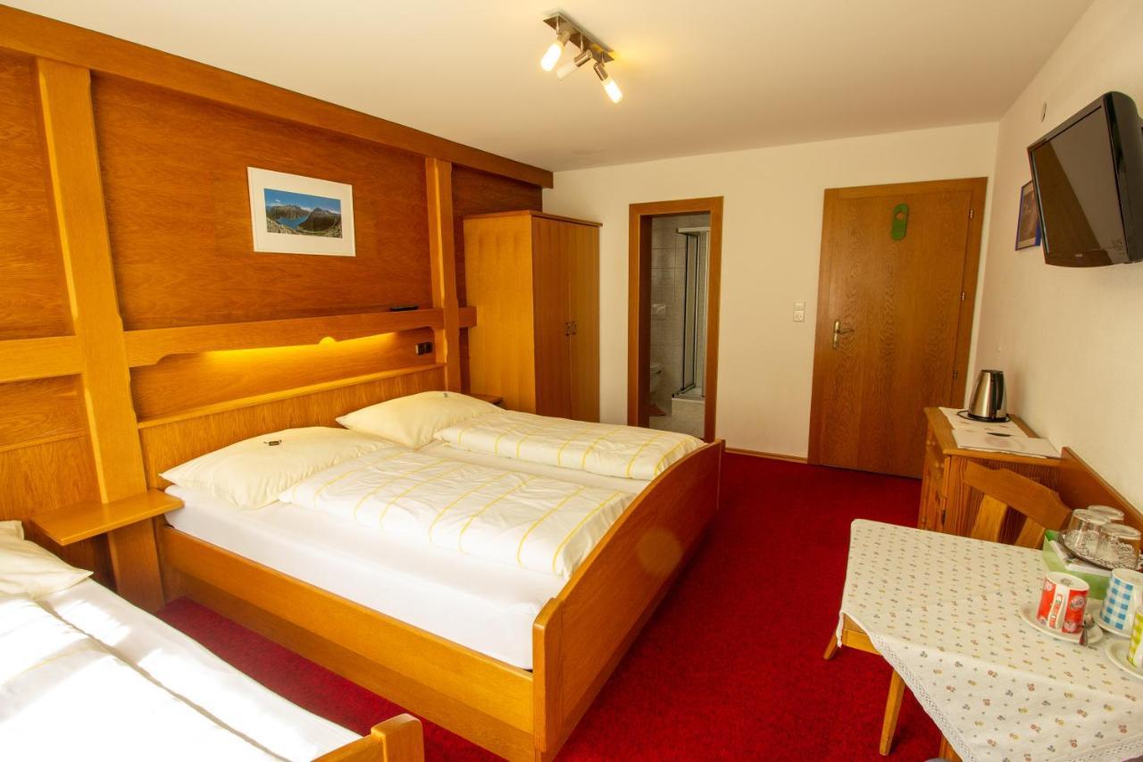 Haus Josef Bed & Breakfast Mayrhofen Ngoại thất bức ảnh