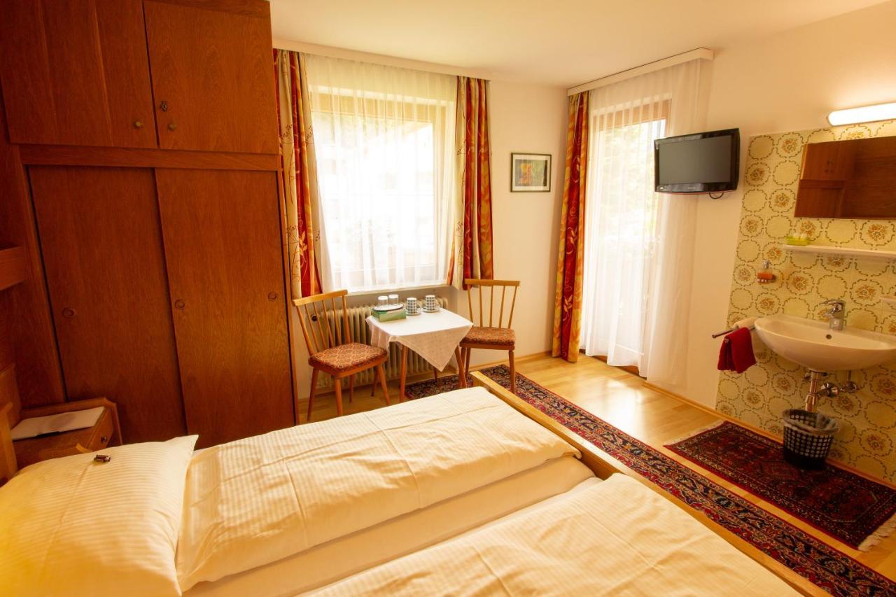 Haus Josef Bed & Breakfast Mayrhofen Ngoại thất bức ảnh