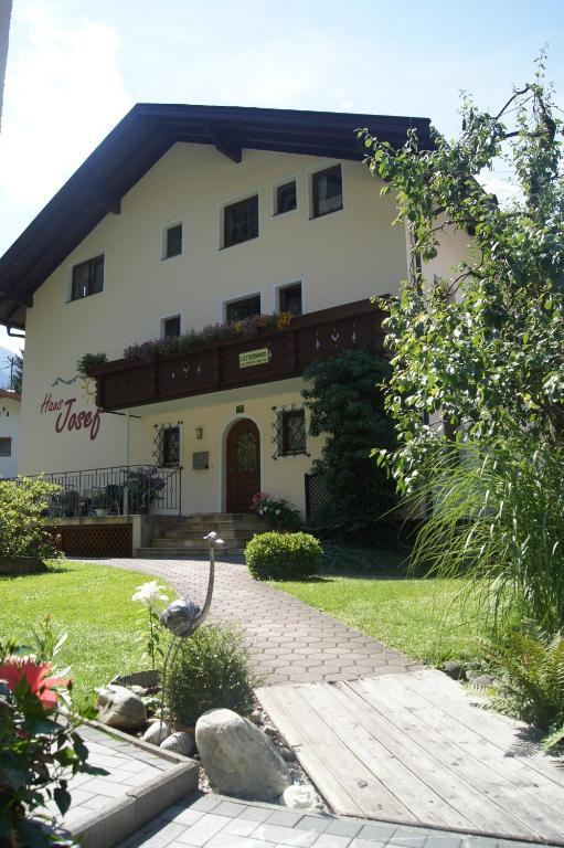 Haus Josef Bed & Breakfast Mayrhofen Ngoại thất bức ảnh