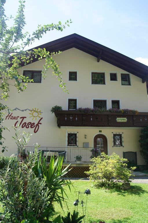 Haus Josef Bed & Breakfast Mayrhofen Ngoại thất bức ảnh